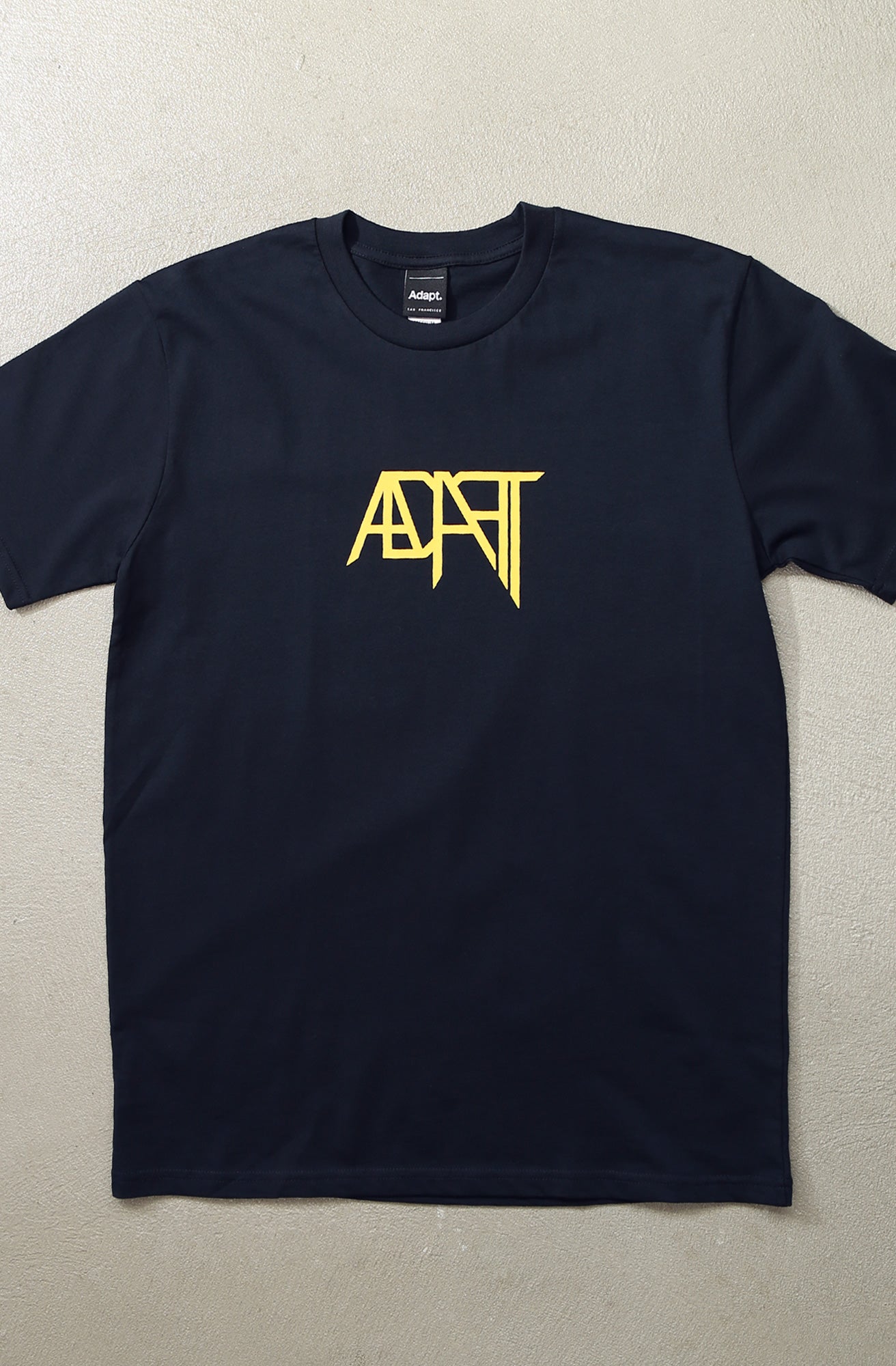 Low Go II (Men's Navy/Gold Tee)